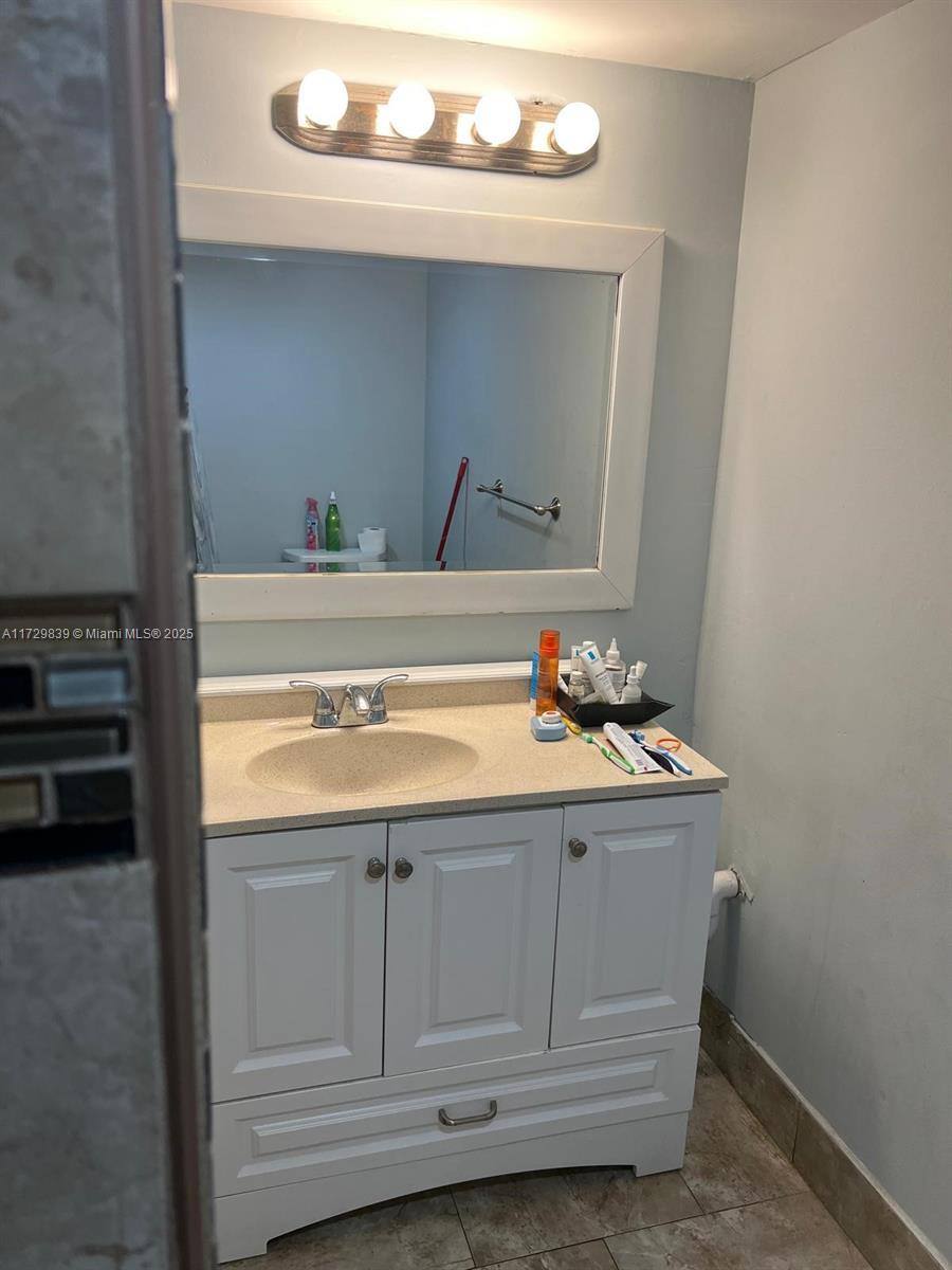 Condo for rent at 900 NE 195th St, Miami, FL 33179