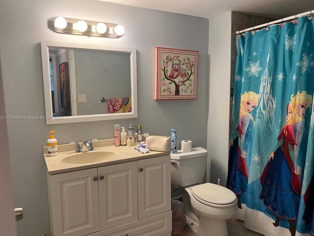 Condo for rent at 900 NE 195th St, Miami, FL 33179