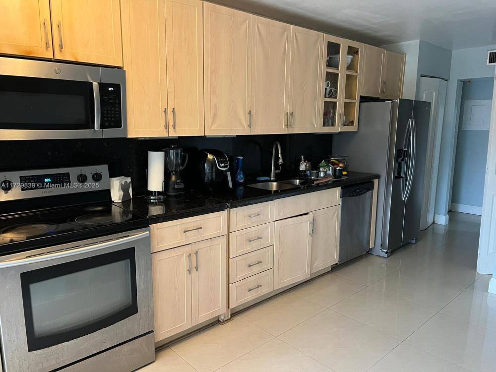 Condo for rent at 900 NE 195th St, Miami, FL 33179
