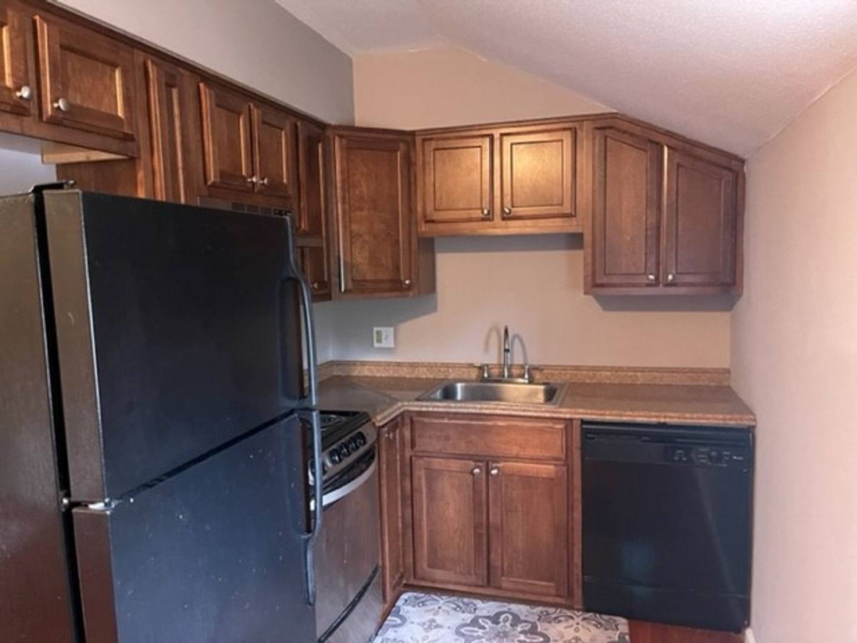 Apartment for rent at 808 N Lincoln Ave, Urbana, IL 61801