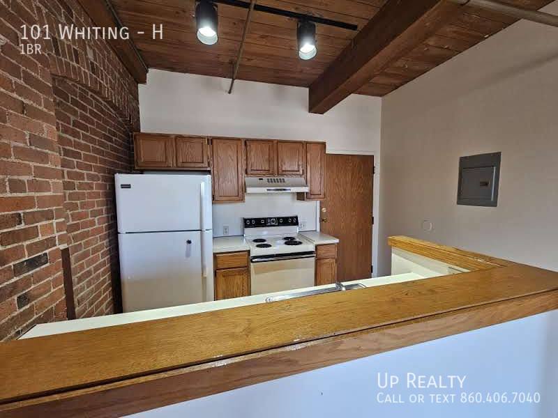 Apartment for rent at 101 Whiting #H, Winsted, CT 06098