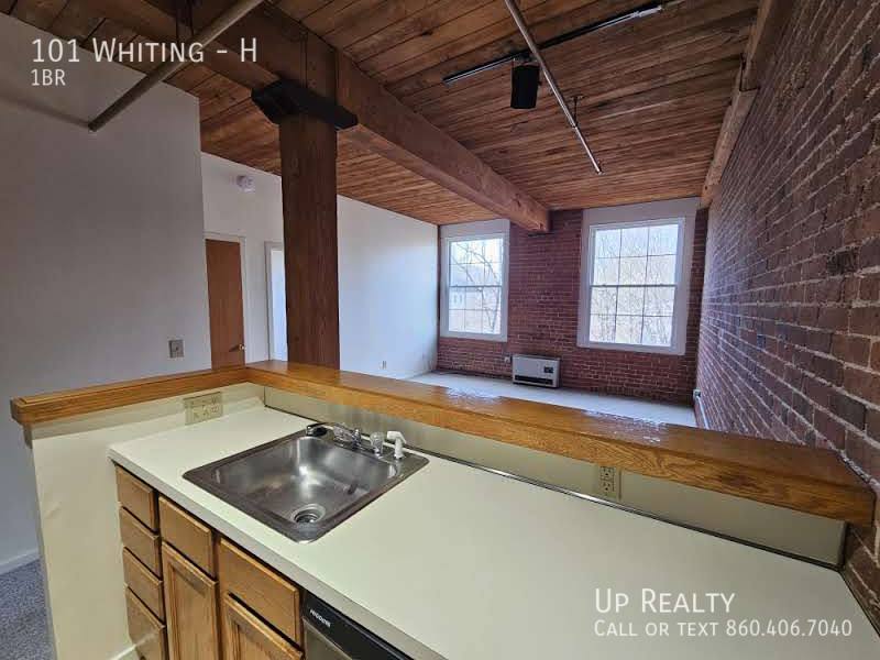 Apartment for rent at 101 Whiting #H, Winsted, CT 06098