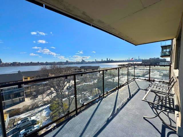 Apartment for rent at 1203 River Rd #6E, Edgewater, NJ 07020