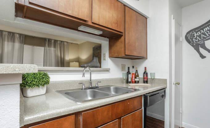 Apartment for rent at 10910 Gold Point Dr, Houston, TX 77064
