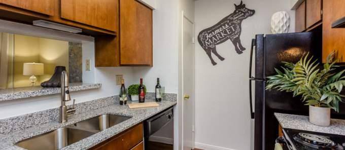 Apartment for rent at 10910 Gold Point Dr, Houston, TX 77064