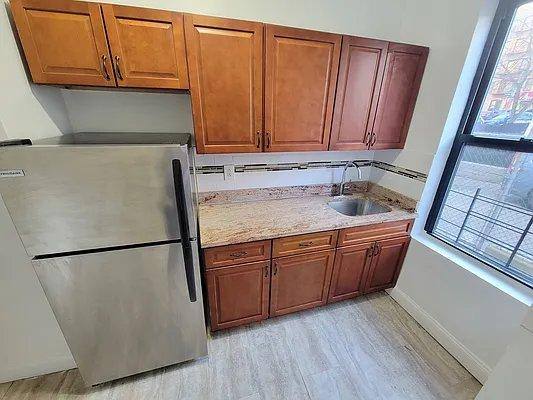 Apartment for rent at 3539 Decatur Ave #202, Bronx, NY 10467