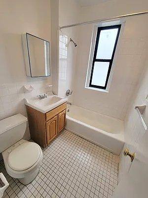 Apartment for rent at 3539 Decatur Ave #202, Bronx, NY 10467