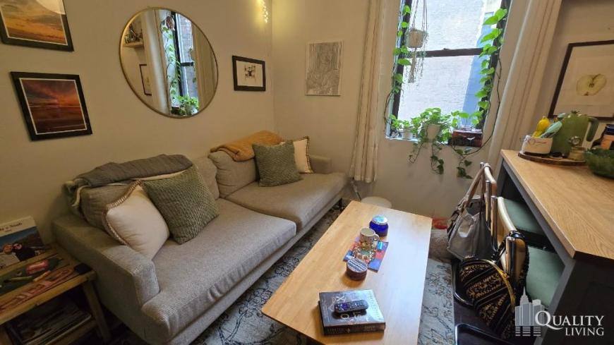 Apartment for rent at 75 W 71st St #1D, New York, NY 10023