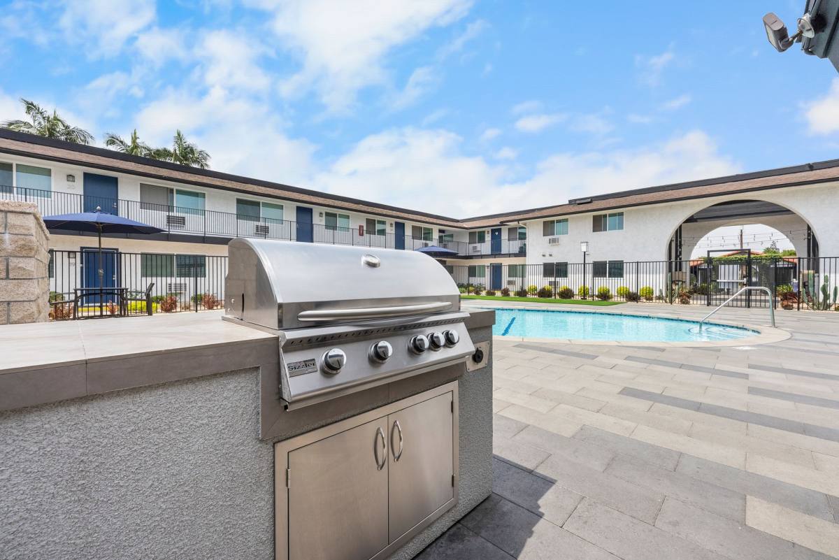 Apartment for rent at 120 S Grand Ave, Anaheim, CA 92804
