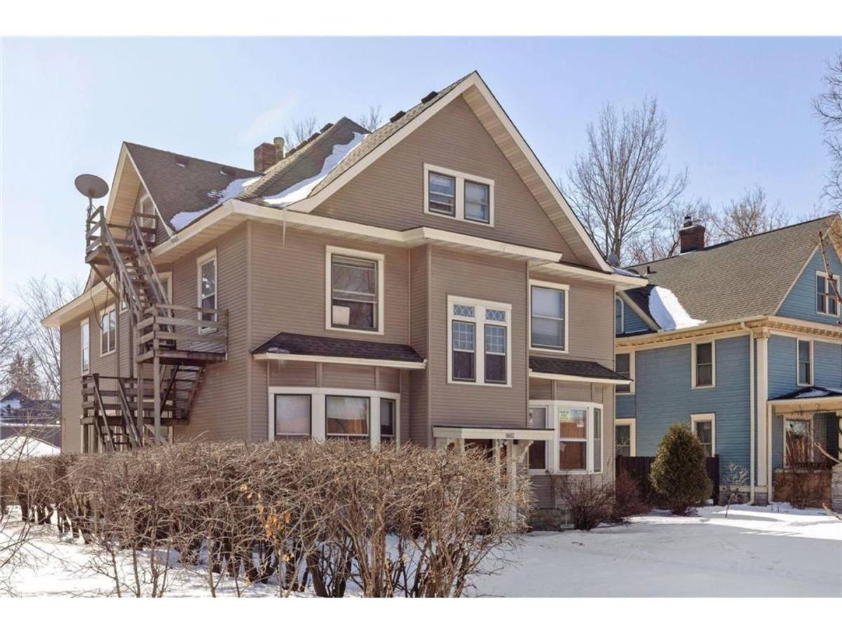 Apartment for rent at 1862 Roblyn Ave, Saint Paul, MN 55104