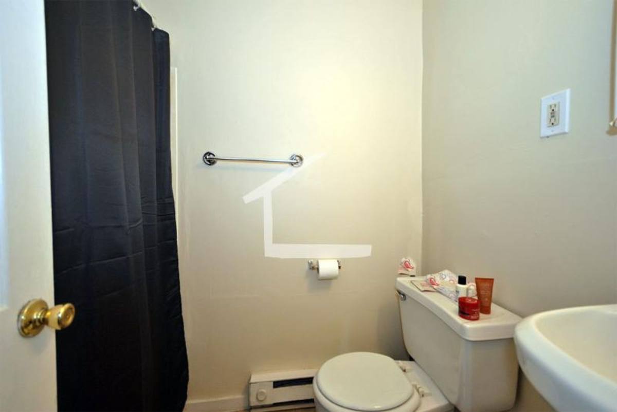 Apartment for rent at 894 Huntington Ave #44, Roxbury Crossing, MA 02120
