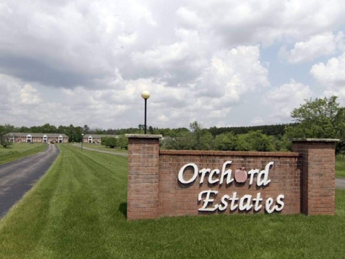 Apartment for rent at 1553 Apple Tree Lane, Waupaca, WI 54981