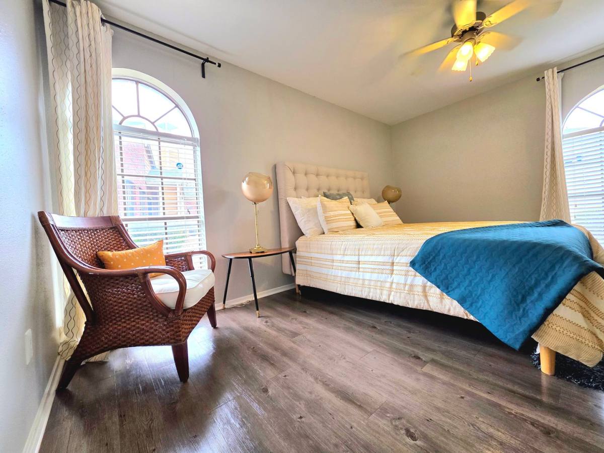 Apartment for rent at 534 Hunt Lane, San Antonio, TX 78245