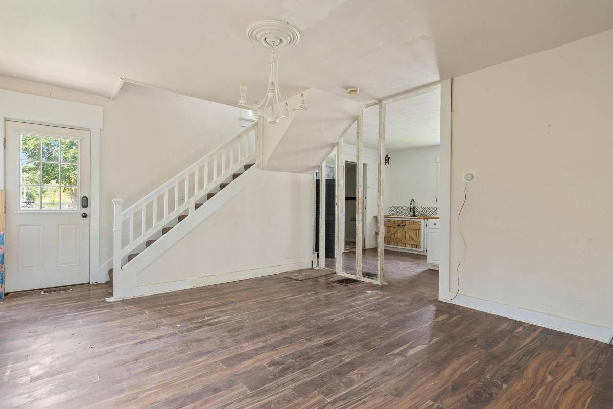 House for rent at 2225 Catalpa Dr, Dayton, OH 45406