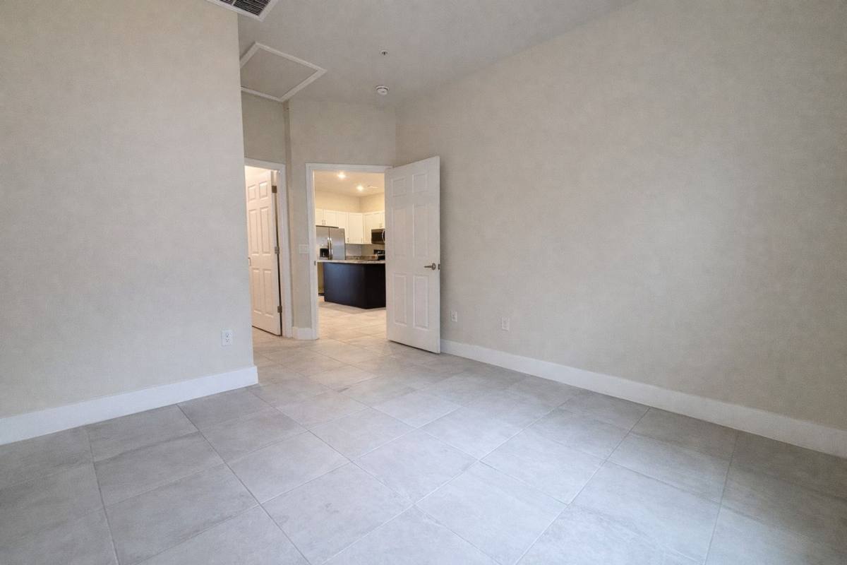 Apartment for rent at 3221-3409 SW 8th Place, Cape Coral, FL 33914