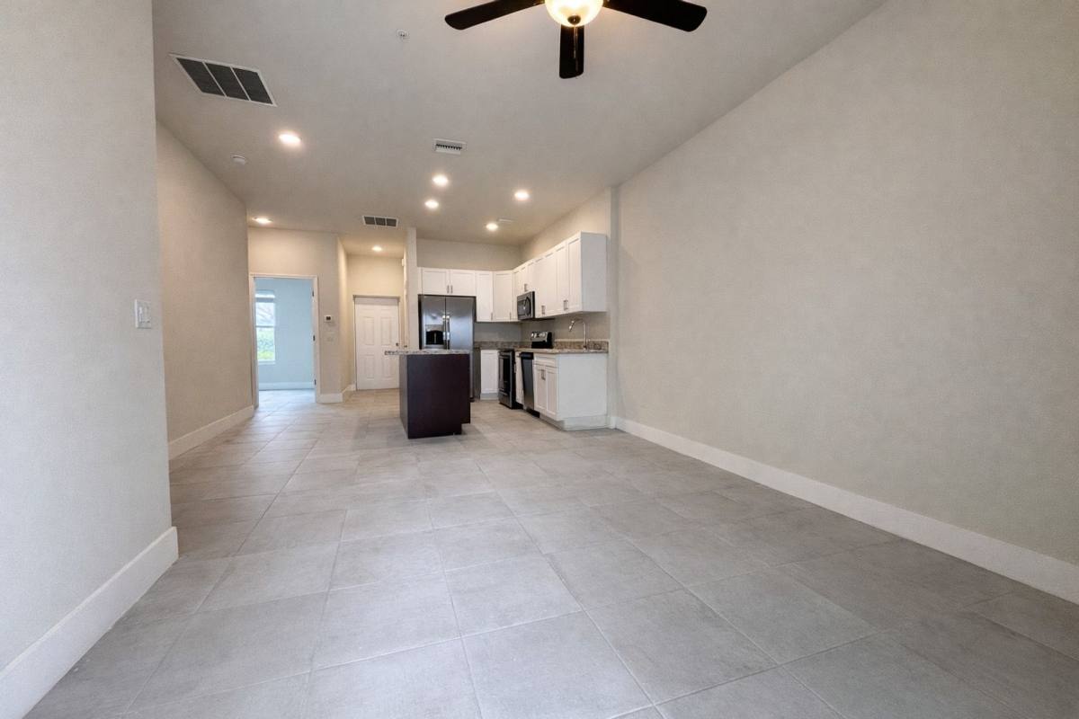 Apartment for rent at 3221-3409 SW 8th Place, Cape Coral, FL 33914