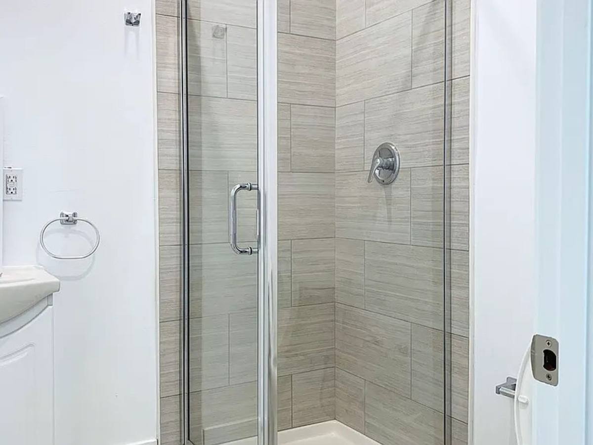 Apartment for rent at 1235 W 37th Place, Los Angeles, CA 90007