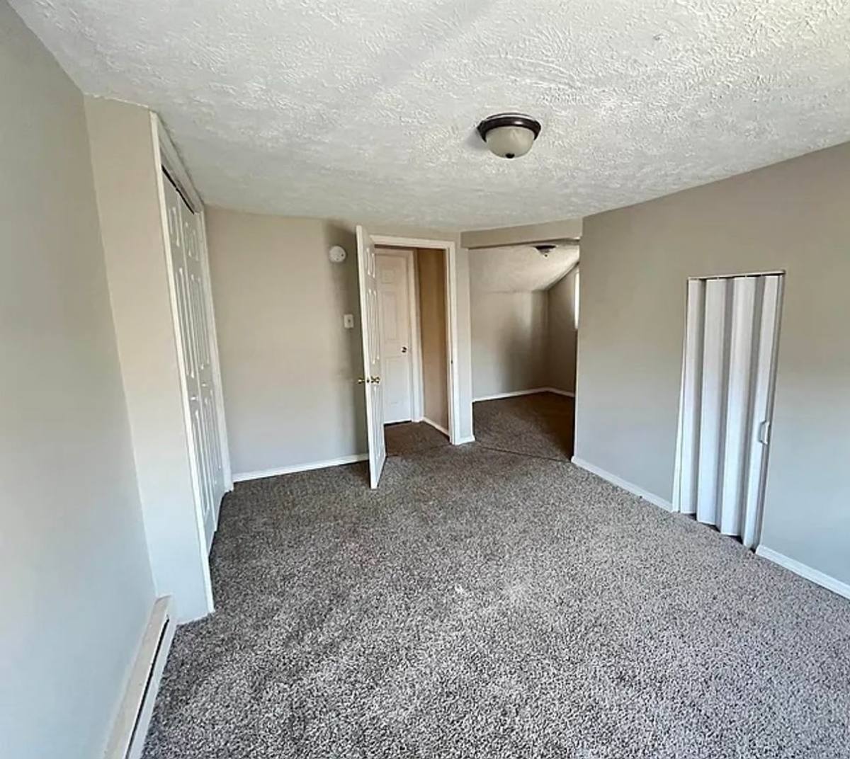 Apartment for rent at 1008 W 1st, Muncie, IN 47305