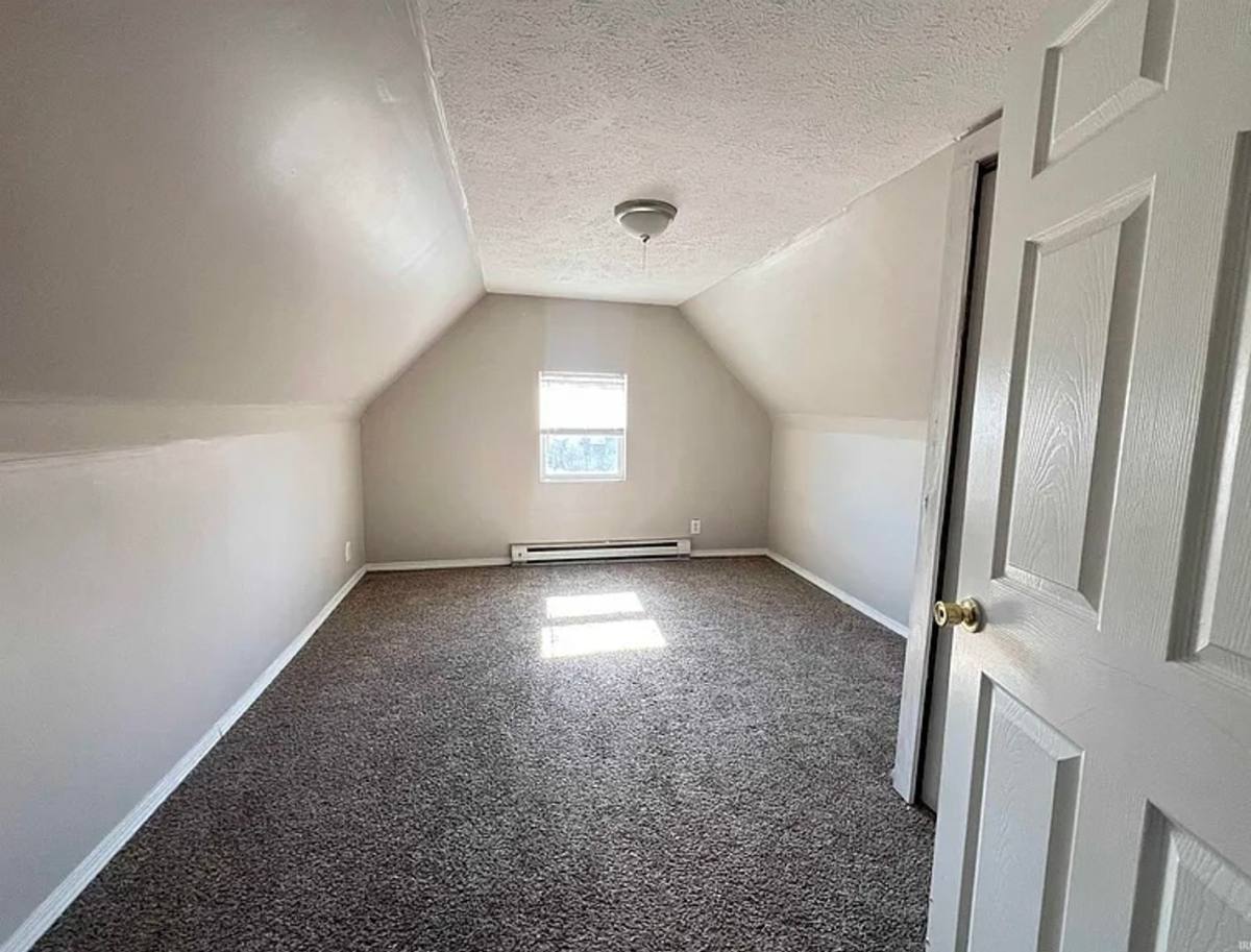 Apartment for rent at 1008 W 1st, Muncie, IN 47305