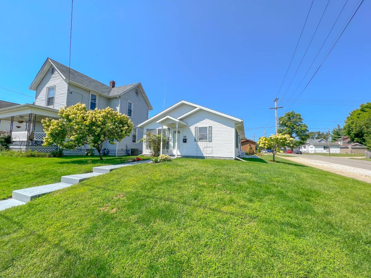 House for rent at 681 Maple Ave, Newark, OH 43055