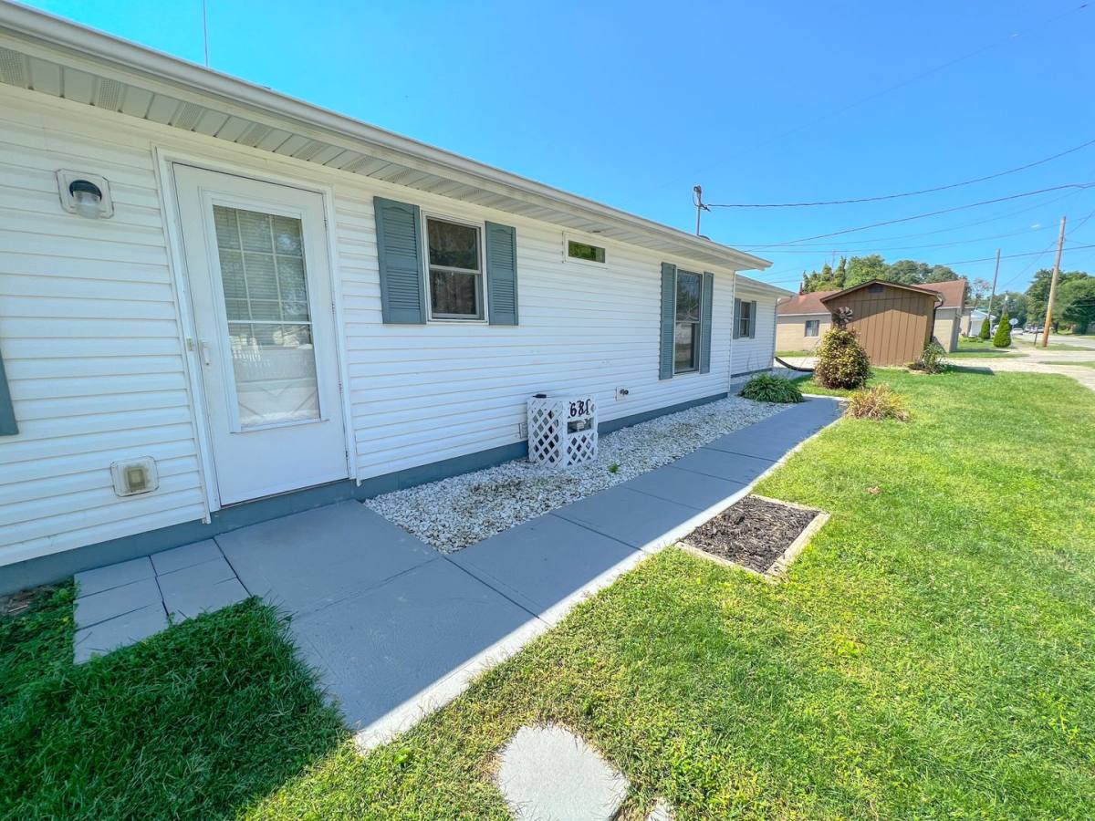 House for rent at 681 Maple Ave, Newark, OH 43055