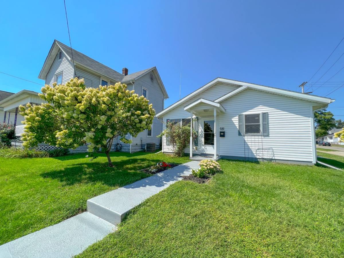 House for rent at 681 Maple Ave, Newark, OH 43055