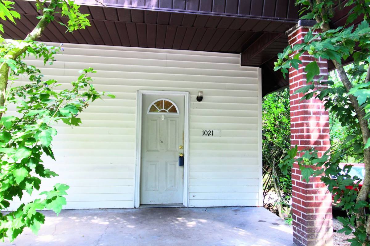 Apartment for rent at 1021 College Ave, Morgantown, WV 26505