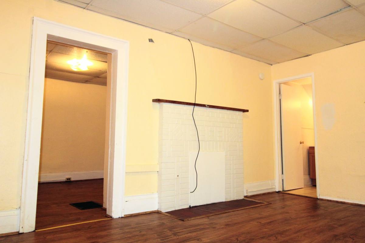 Apartment for rent at 1021 College Ave, Morgantown, WV 26505