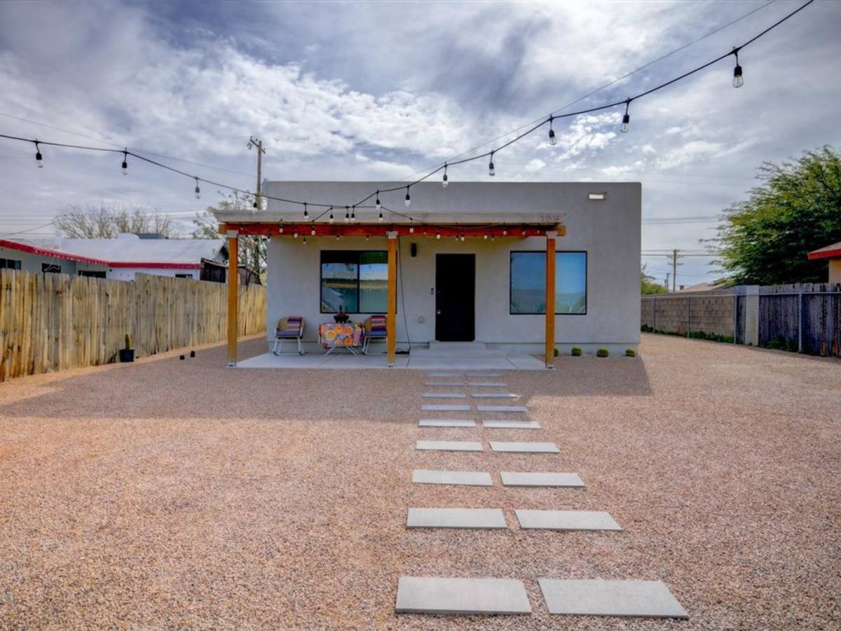 House for rent at 135 W 26th St, Tucson, AZ 85713