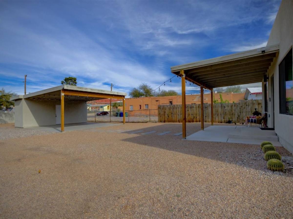 House for rent at 135 W 26th St, Tucson, AZ 85713