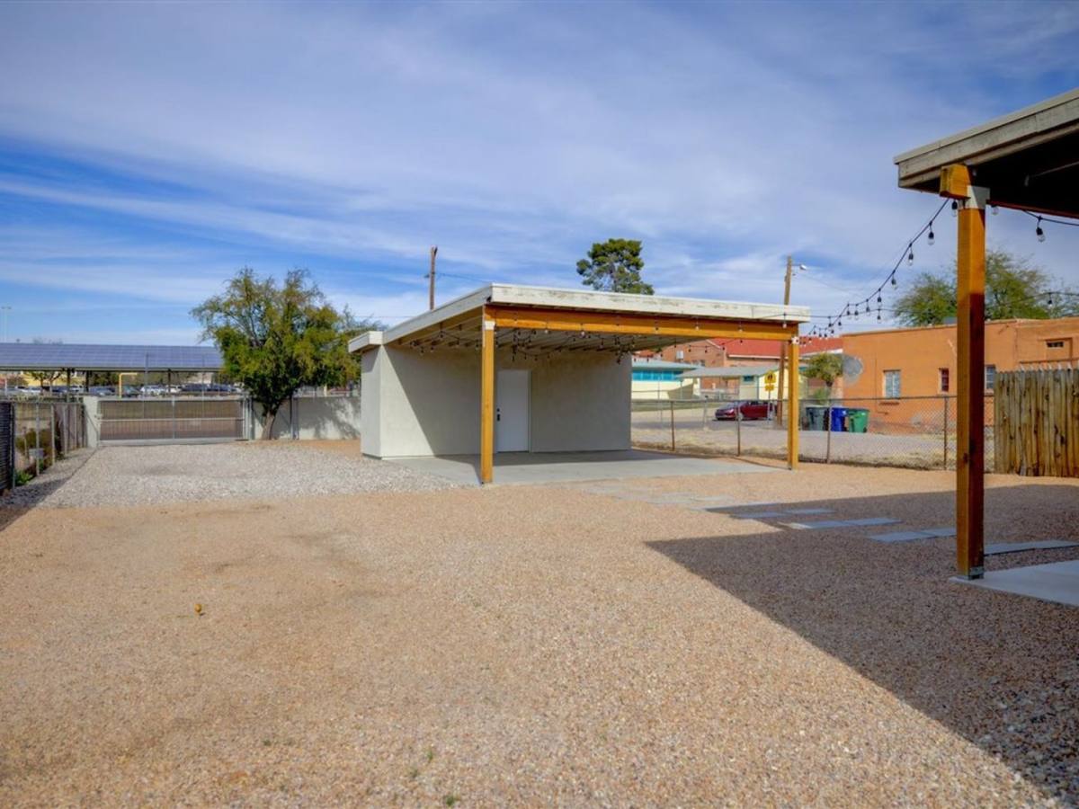House for rent at 135 W 26th St, Tucson, AZ 85713