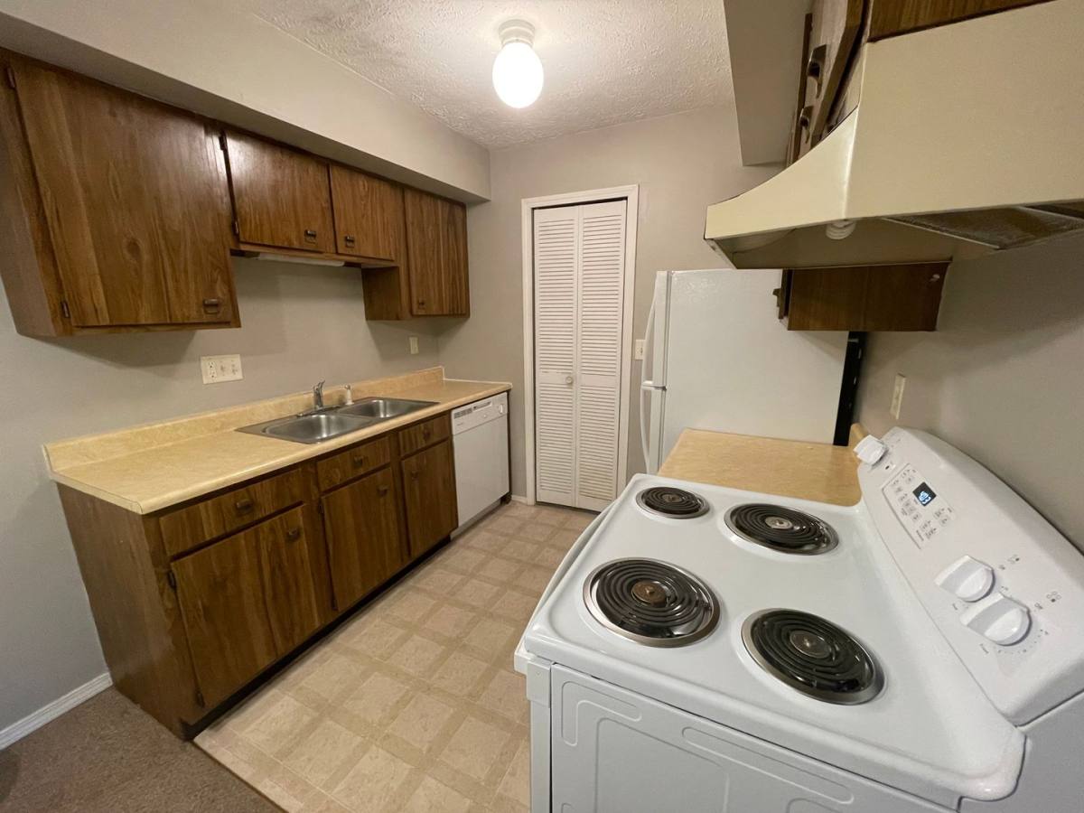 Apartment for rent at 28-37 Ironwood Court, Lafayette, IN 47905