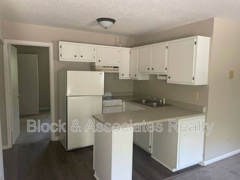 Apartment for rent at 118 Reece Court #H, Randleman, NC 27317