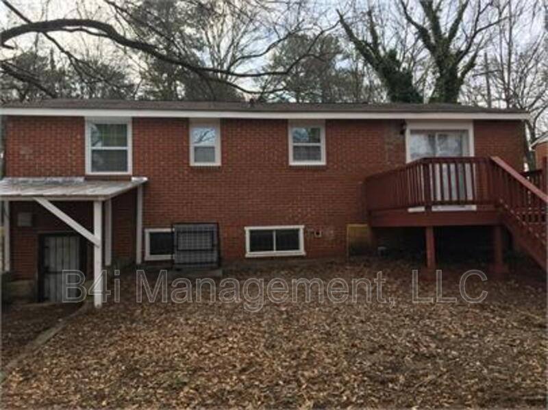 House for rent at 324 Macedonia Rd SE, Atlanta, GA 30354