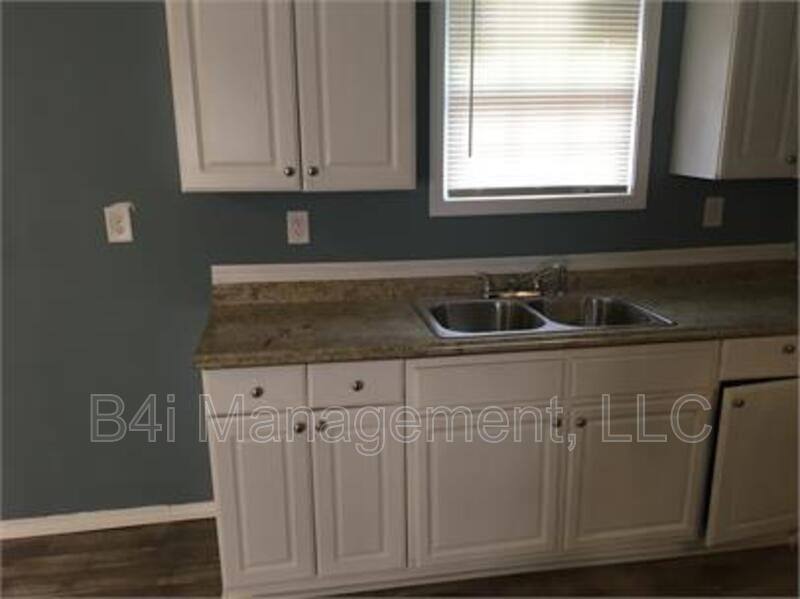 House for rent at 324 Macedonia Rd SE, Atlanta, GA 30354