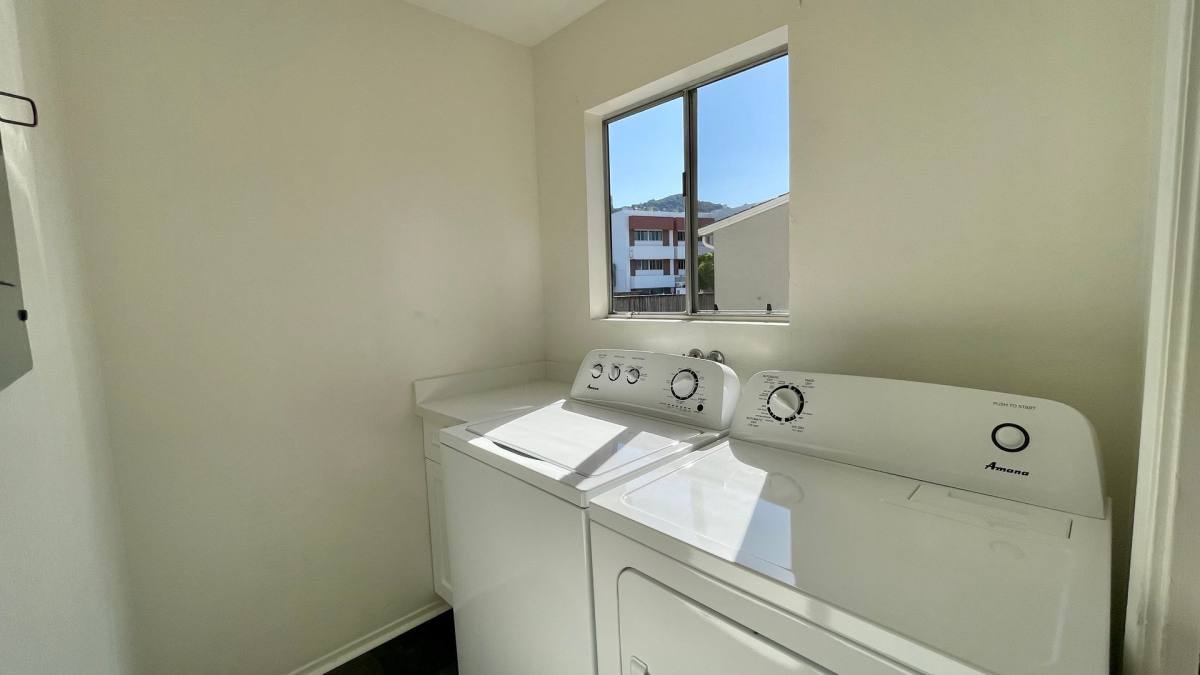 Townhouse for rent at 123 Casa St, San Luis Obispo, CA 93405