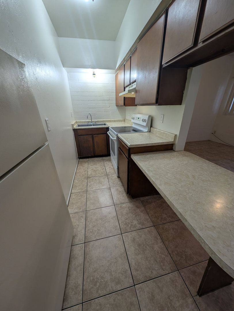 Apartment for rent at 121 W Alturas St, Tucson, AZ 85705
