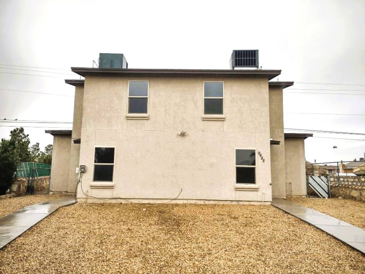 Apartment for rent at 9488 Landry McKee Lane, El Paso, TX 79907