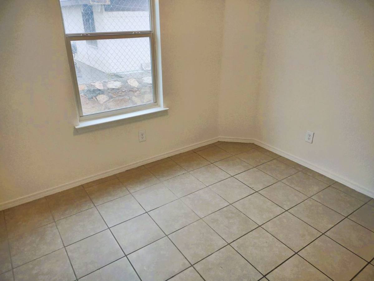 Apartment for rent at 9488 Landry McKee Lane, El Paso, TX 79907