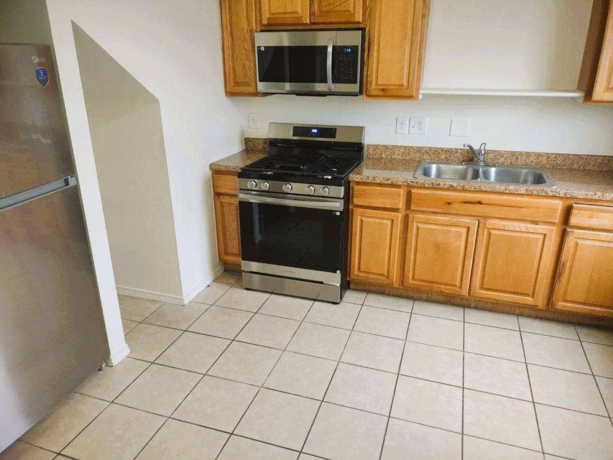 Apartment for rent at 9488 Landry McKee Lane, El Paso, TX 79907