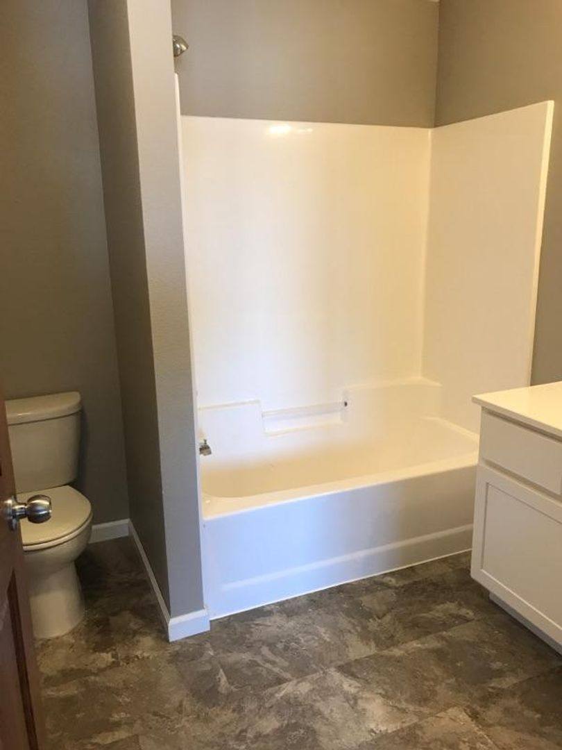 Apartment for rent at 520 3rd St NW, Pelican Rapids, MN 56572
