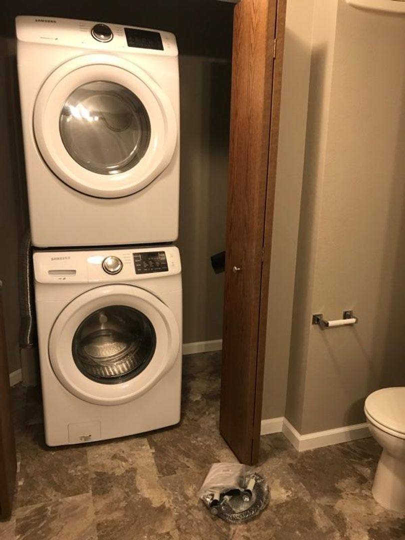 Apartment for rent at 520 3rd St NW, Pelican Rapids, MN 56572
