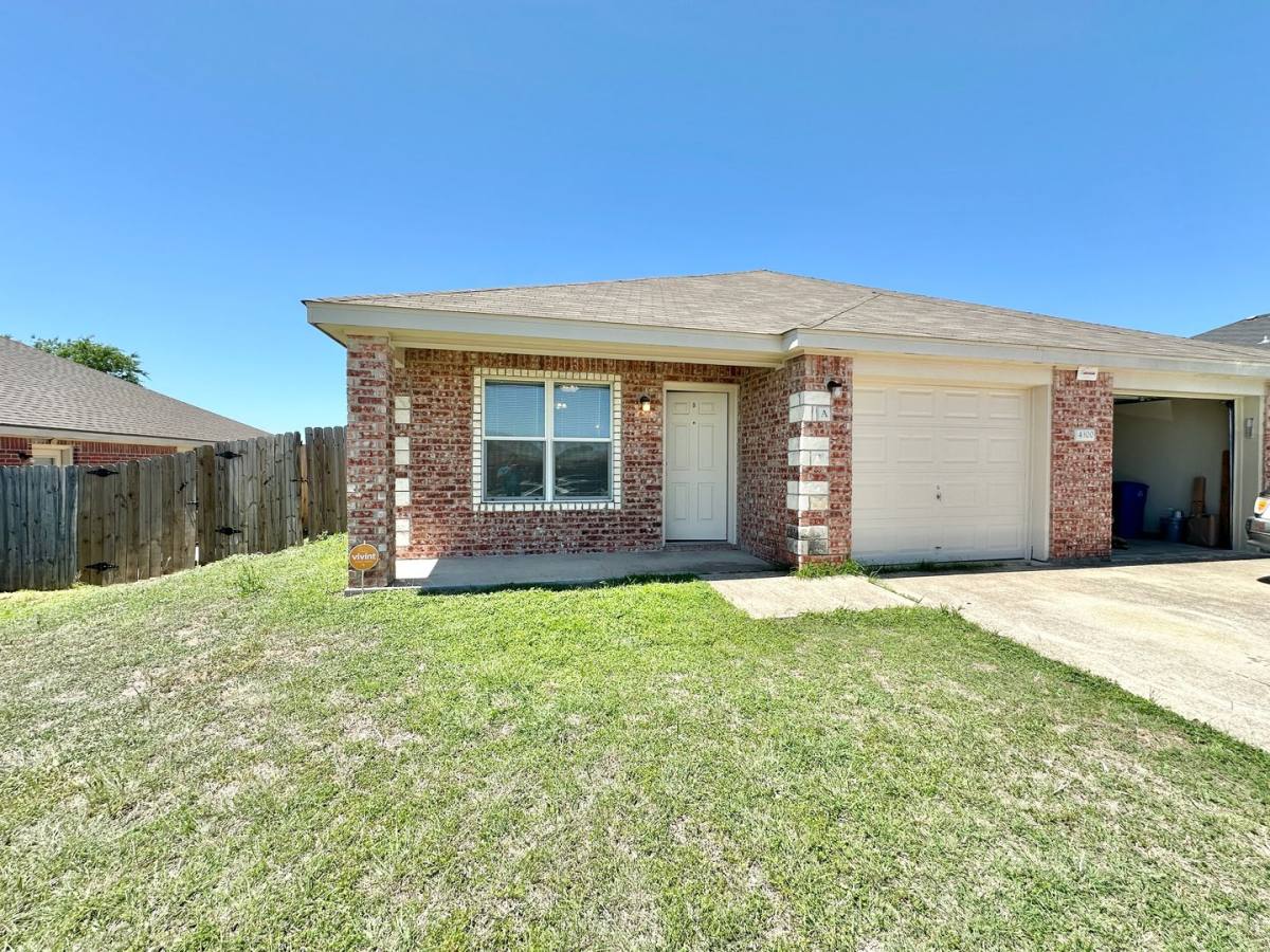 Townhouse for rent at 4300 Elms Run Circle, Killeen, TX 76542