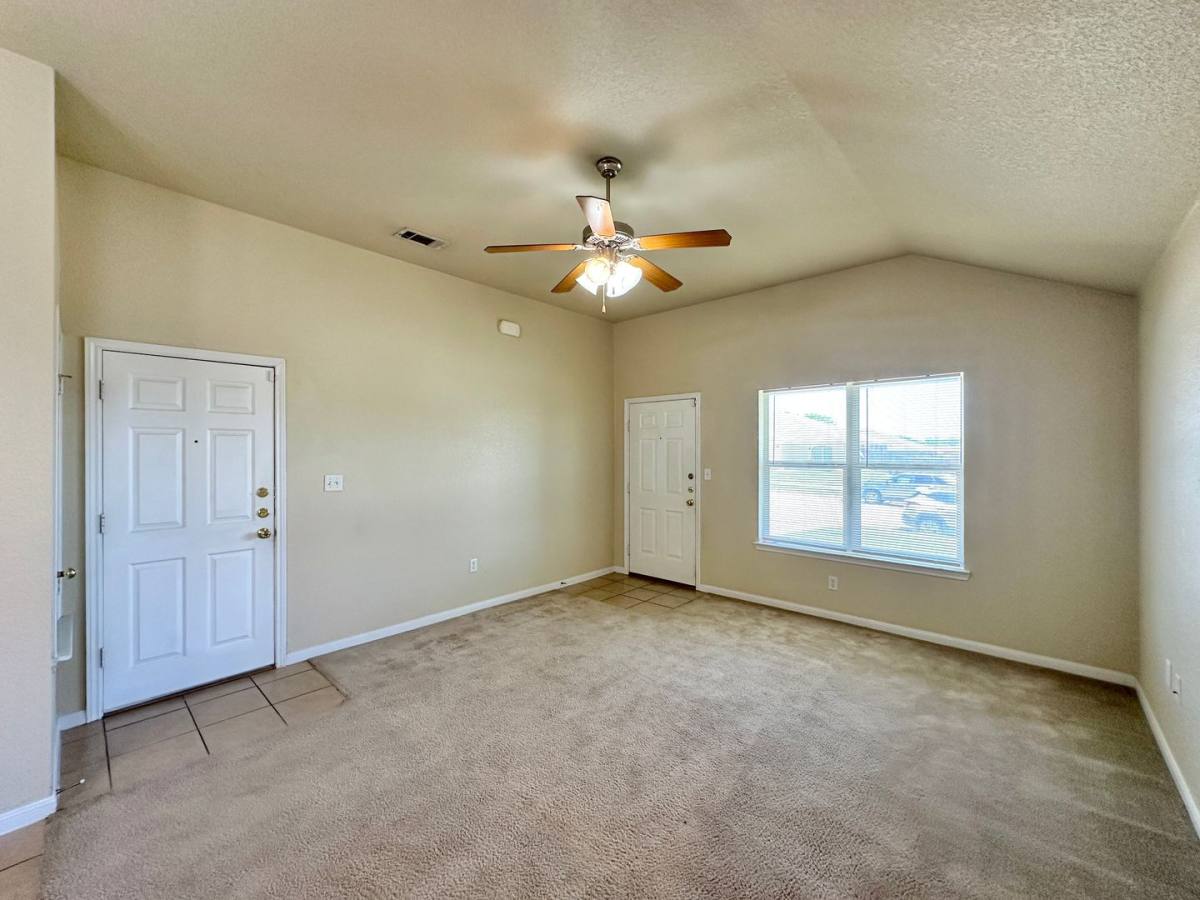Townhouse for rent at 4300 Elms Run Circle, Killeen, TX 76542