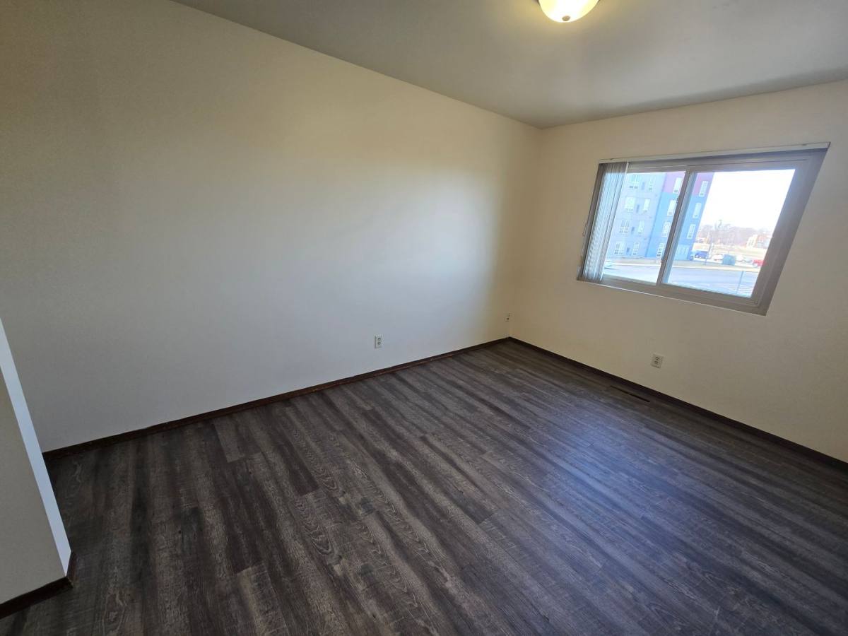 Apartment for rent at 1026 W Macarthur Ave, Eau Claire, WI 54701
