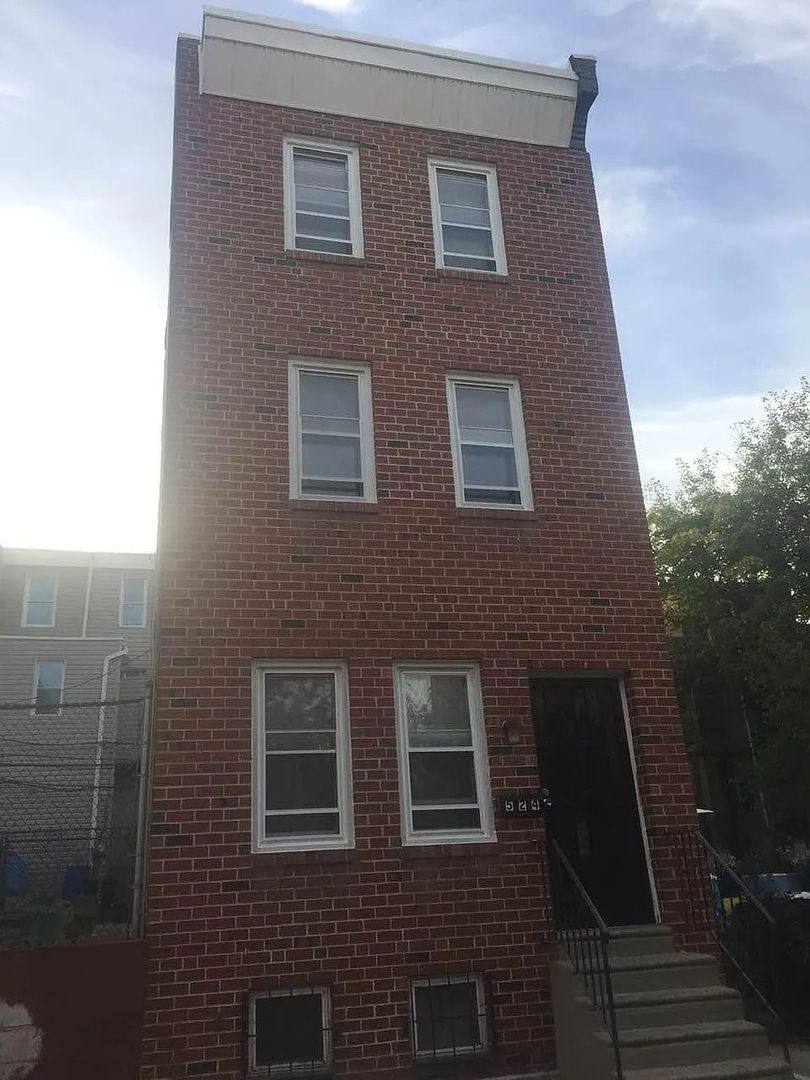 Apartment for rent at 524 N Natrona St, Philadelphia, PA 19104