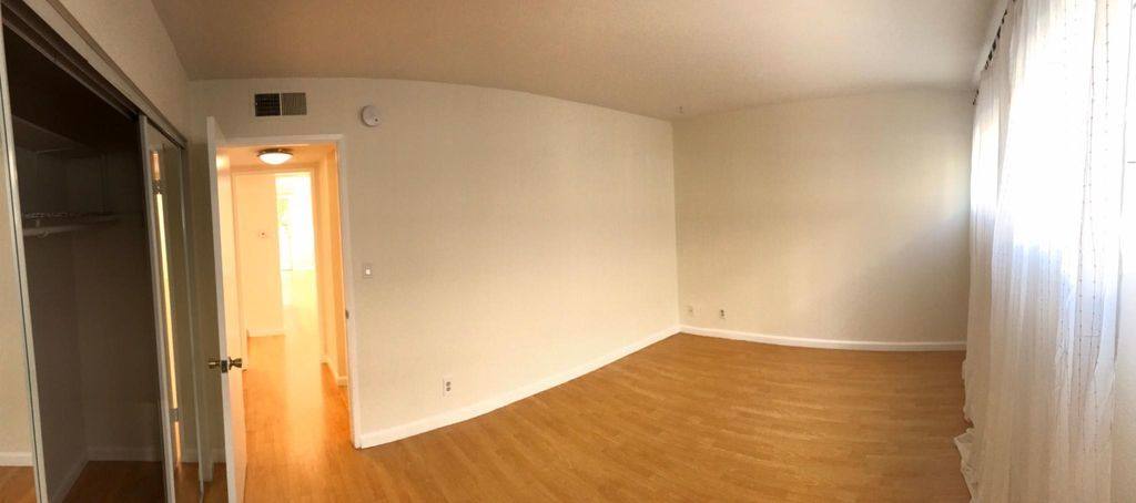 Apartment for rent at 4401 Kraft Ave #98, North Hollywood, CA 91602
