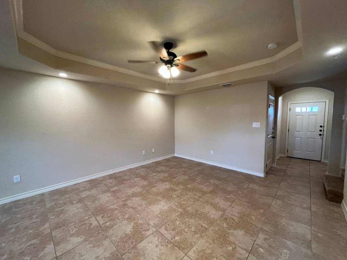 Townhouse for rent at 6427 Luglio Lane, San Antonio, TX 78233