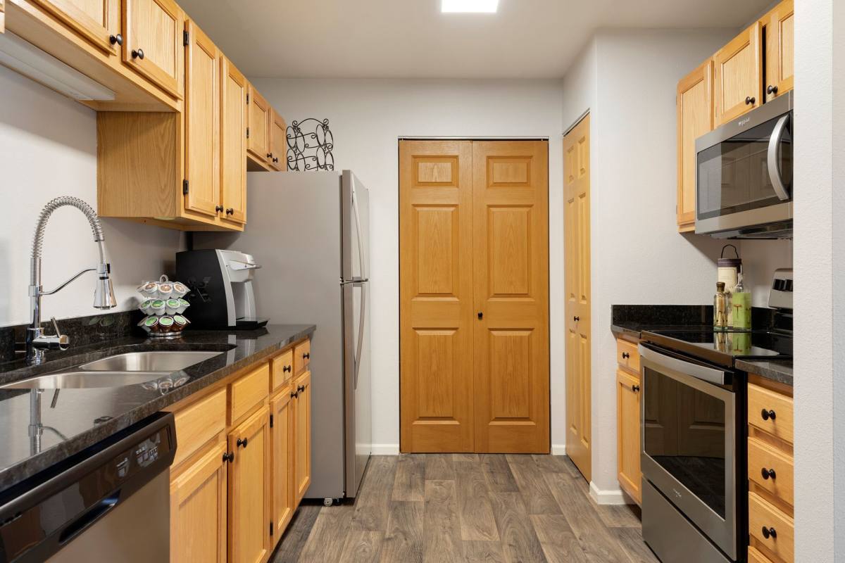 Apartment for rent at 16600 92nd Ave N, Maple Grove, MN 55311