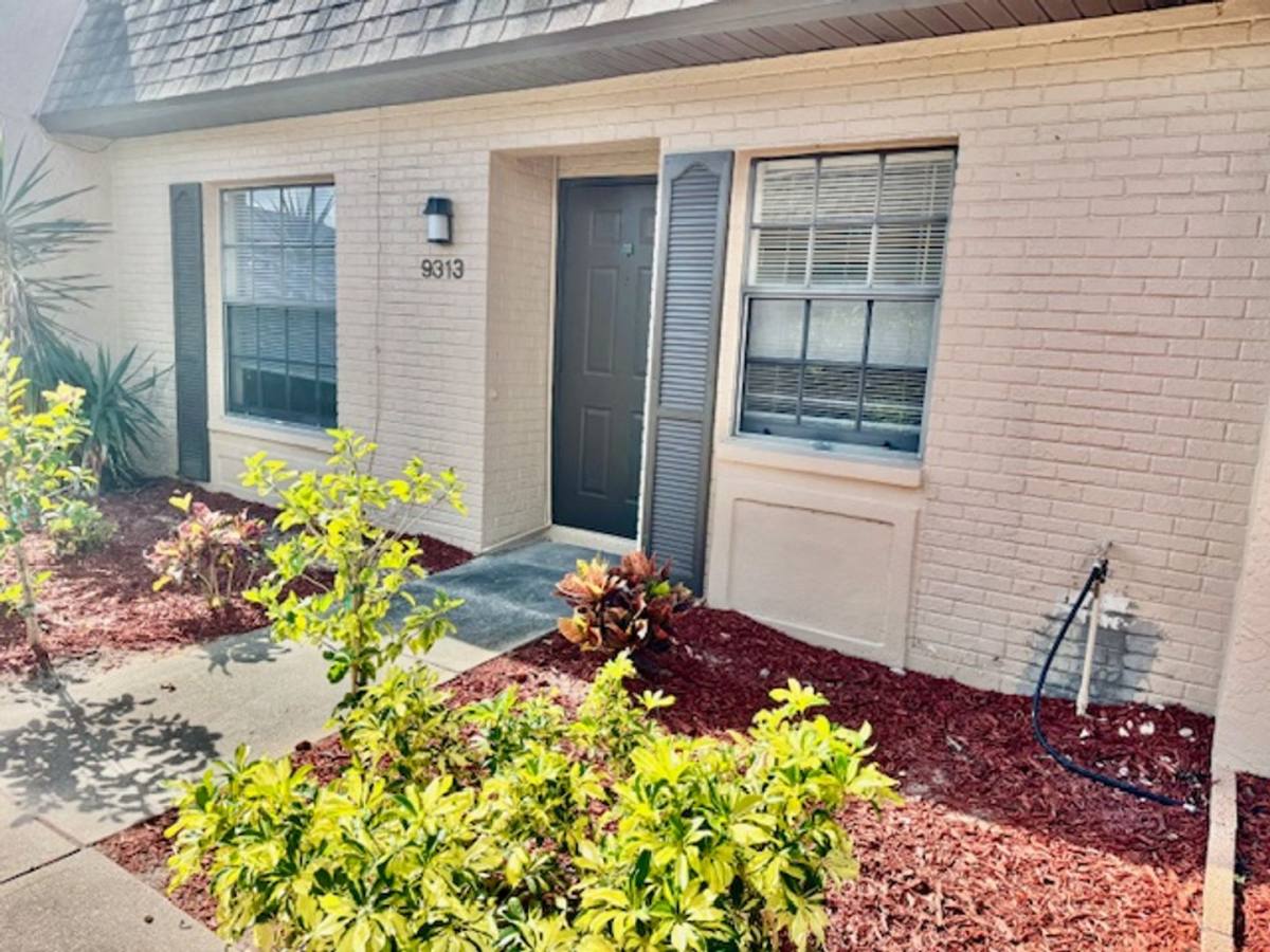 Condo for rent at 9313 Lennex Lane, Fort Myers, FL 33919